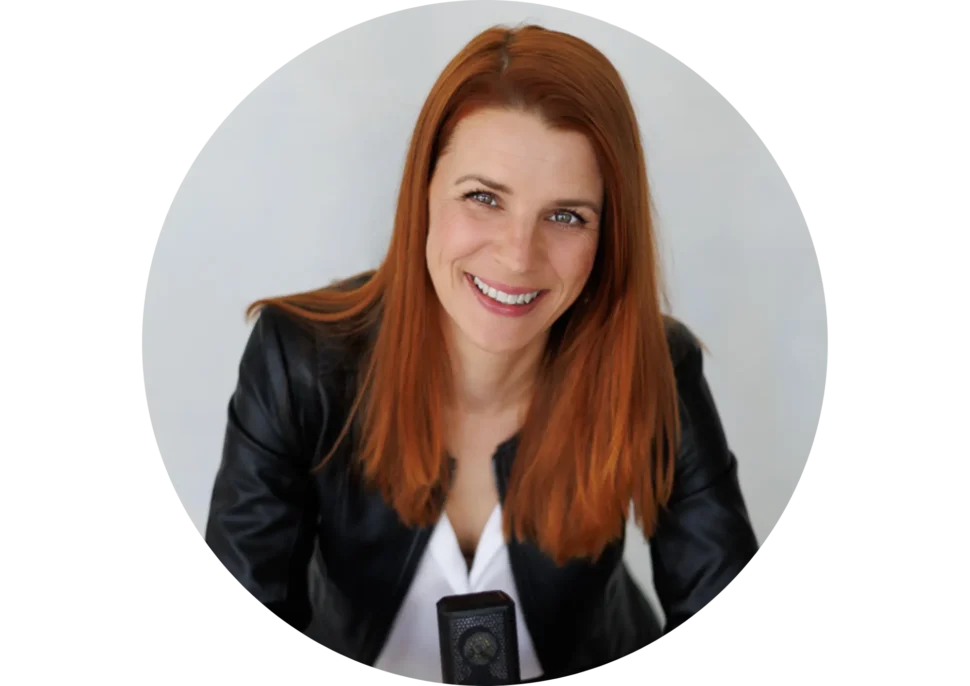 Monika Křečková, zakladatelka Noema Aura, portrét představující její přístup k&nbsp;osobnímu rozvoji v&nbsp;souvislostech.