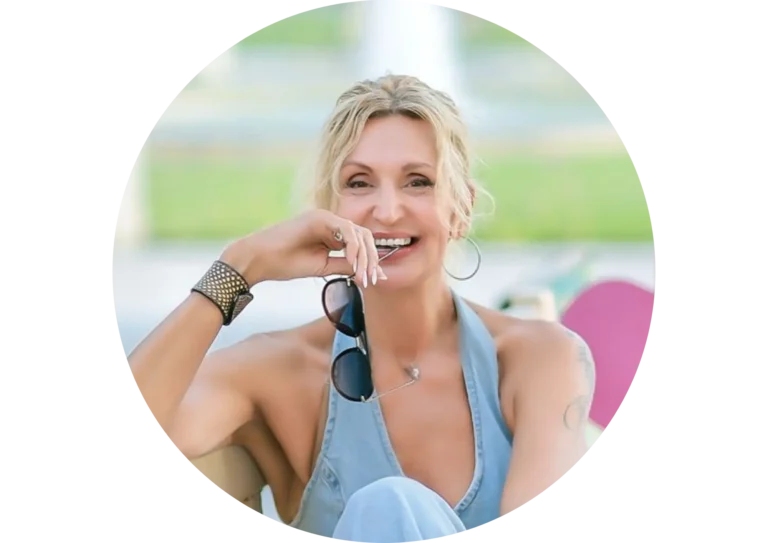 Osobnosti Noema Aura propojující své pohledy na&nbsp;osobní rozvoj a&nbsp;orientaci v&nbsp;souvislostech.