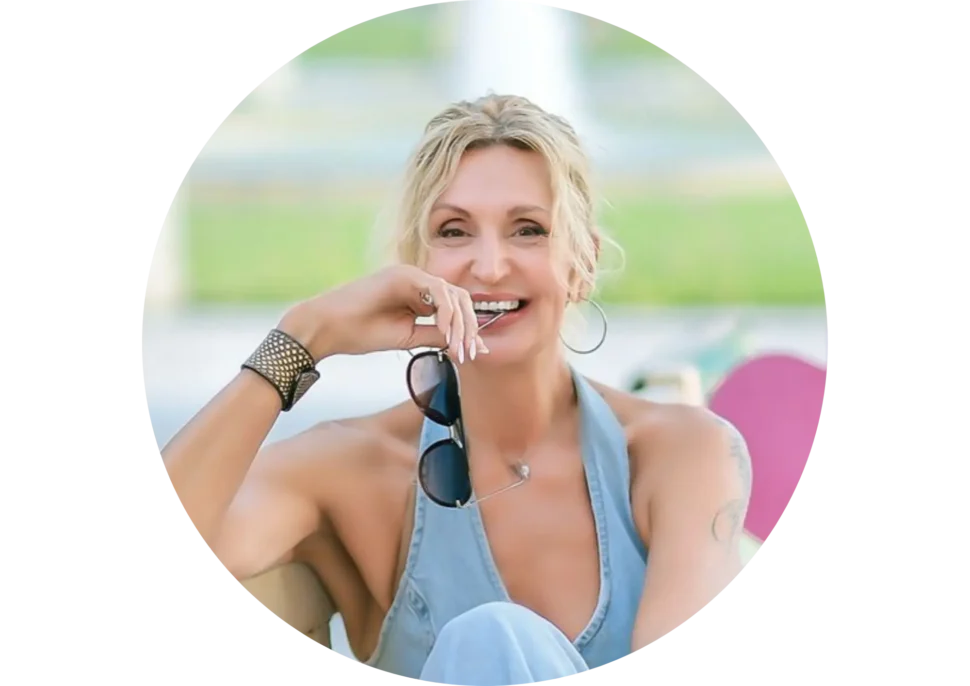 Osobnosti Noema Aura propojující své pohledy na&nbsp;osobní rozvoj a&nbsp;orientaci v&nbsp;souvislostech.